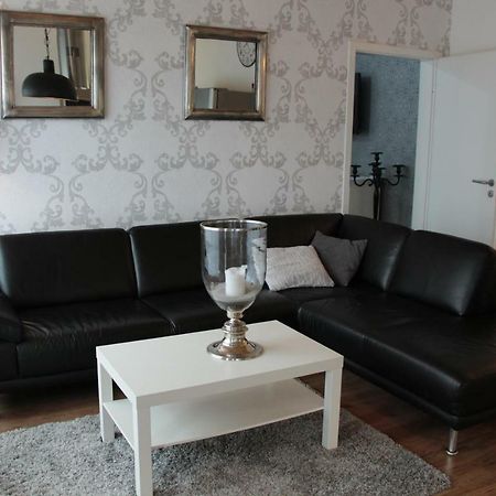 Modernes Und Gemuetliches Appartment Mit Terrasse, Stadtnah Ravensburg Esterno foto