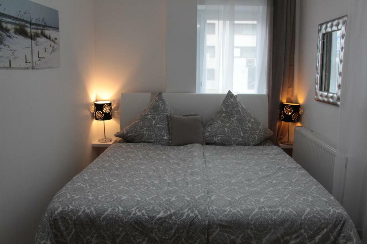 Modernes Und Gemuetliches Appartment Mit Terrasse, Stadtnah Ravensburg Esterno foto